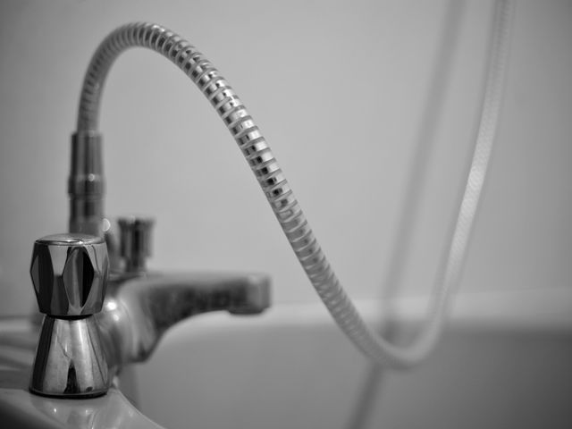 トイレの水漏れ修理で給水管などパッキン交換なら簡単